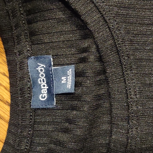 GAP | Softspun Rib Tank Size M NWT - Picture 7 of 8